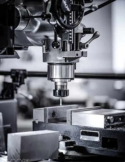 CNC-Fräsen – 3-Achs und 5-Achs